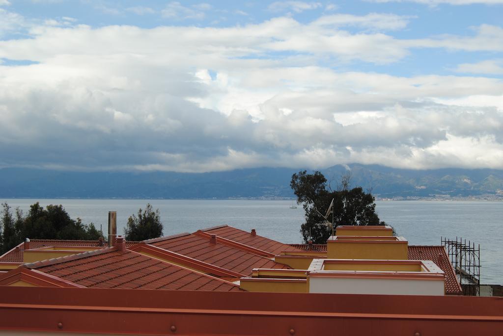Hotel Residence Thalassa Reggio di Calabria Exterior foto